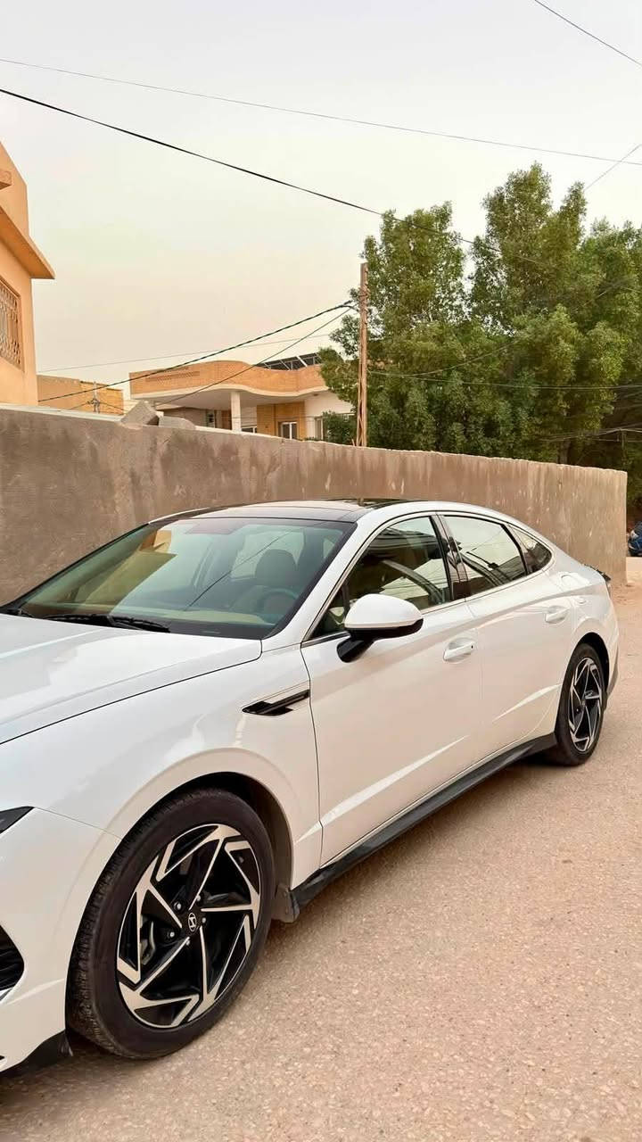 سوناتا موديل 2024 خليجي مكفوله كفاله عامه
ماعدا بيها صبغ دعاميه خلفيه اربع اصابع سونارها موجود 
ماشيه 22 الف السياره جديده بحاله الزيرو  
رقمها بغداد 
*********** متوفر واتساب
