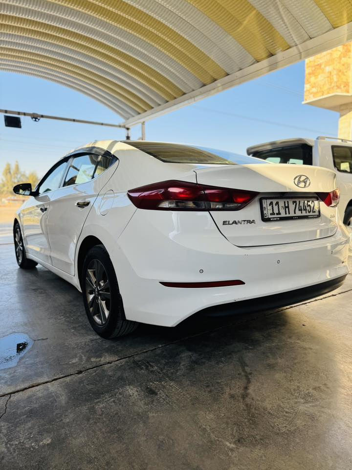 سلام عليكم 

للبيع هونداي النترا. 2017خليجي
شركة الكاصد  فول موصفات للأخير 
سياره جديده بمعنى الكلمة كلها بوضع شركه ماشيه100 آلاف حقيقي
مكفوله كفاله عامه لا صبغ ولا تبديل 
سلايد
فتحه سقف 
مري كهرباء 
حساس امامي خلفي كامره 
انظمه قياده كشنات جلد 
داخل صاج
هوايه موصفات بيها فول الفول 
مكينه. 2.0 دوش مامفتوحه
رقم بغداد نكليزي  مشروع وطني 

السعر   147. وبيها مجال للشراي
لاتصال رقم الهاتف***********

مكان السياره كربلاء قرب لامام عون 📍
