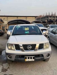 نيفارة 2009 مكينه وكير وتبريد وصدر وتخم تاير مكينه ما مفتوحة بدون نقص ...