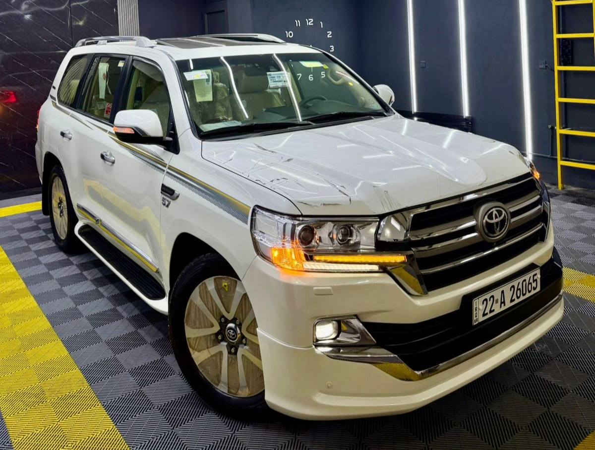 تويوتا لاندكروزر 2016 VXS مواصفات لكزس أخت زيرو بالكارتون زيرو شركة ساز مكفولة كفالة عامة من الدعامية إلى الدعامية بدون بارد بدون صبغ بدون رصعات بدون شخط حتى اللحية بدون صبغ والباقي كله بشرط المحرك والجير بشرط ولم يفتحا السيارة نظيفة جدًا كل شيء على بلد الوك سنوية جديدة مدفوعة لغاية 2029 السنوية باسمي بشرط التحويل والخِرامة
السيارة لا تحتاج أي صرف

💎 ســعــر ✅ ::  الــرد تلقائي📮

مواصفات السيارة 
جكات
محرك 8 سلندر 5.7 لكزس
مواصفات لكزس كاملة

الممشى 73 ألف كم حقيقي
الموديل 2016
الفئة VXS
فل مواصفات 1/1
السيارة مواصفات لكزس معروفة

المواصفات
جوبلس تصعد وتنزل
5 كاميرات
تدفئة وتبريد المقاعد
كرسي السائق ميموري 3 وضعيات
شاحن لاسلكي
نظام ترحيب عند الاقتراب
دبل ماوس
شاشة تحكم لكزس
3 شاشات
تشغيل عن بعد
كراسي كهرباء
محرك V8 5.7
زراك لايت
5 بصمة أبواب
سيستم صوت لكزس
رادار أمامي وجانبي
ستيرن صاج
8 إيرباك
دفع رباعي
حساسات أمامية وخلفية
نظام إيكو لتقليل الصرفية
ثلاجة

رقم صاحب السيارة
***********
