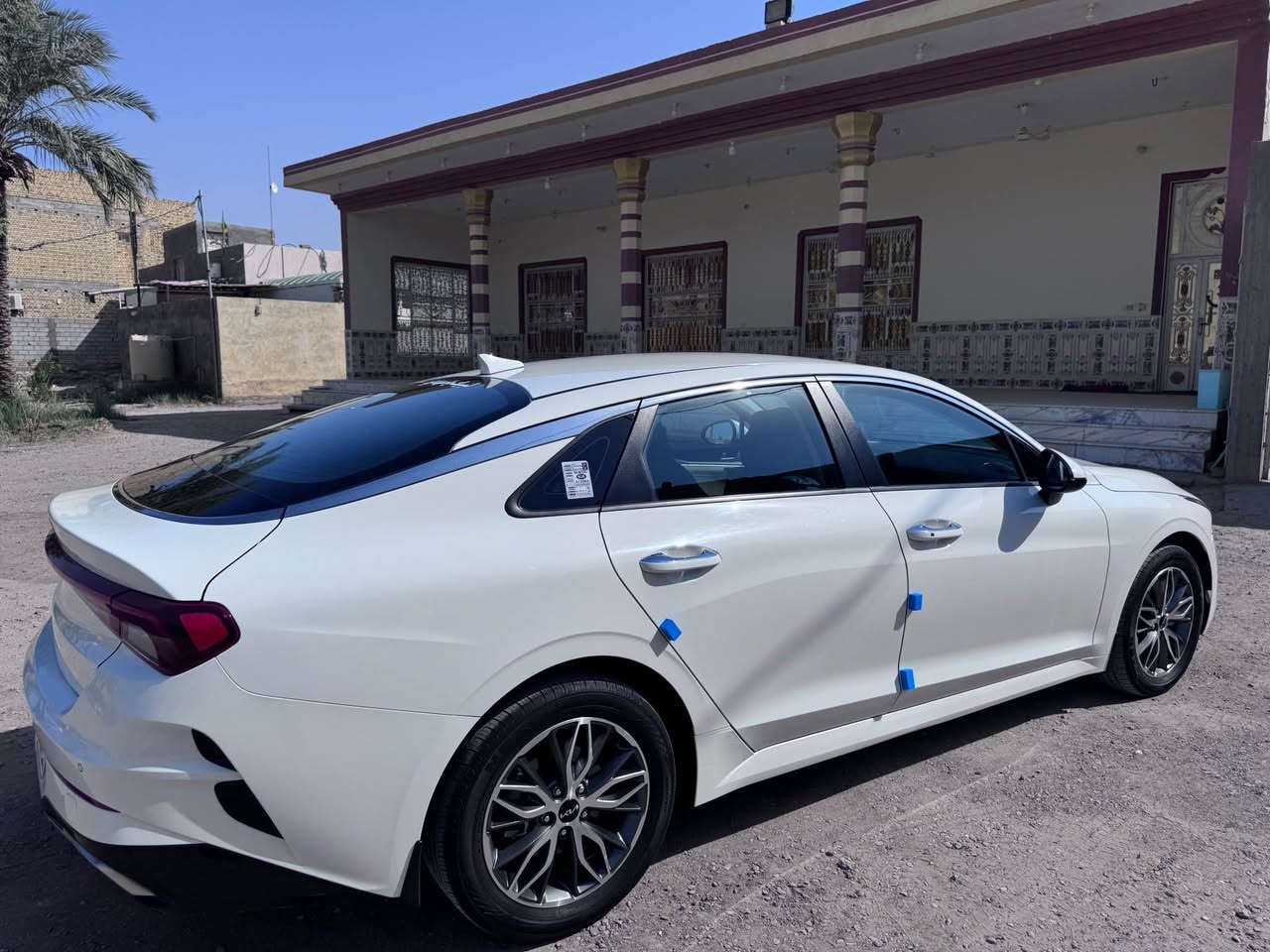 سلام عليكم شباب K5 2022 خليجي
 بيه بارد موضح وفحص (كريم حسون ) 
سعره ( 198) وبيه وبيه مجال 
ماشيه 53 الف
محرك 2000 دوش
مكاني ذي قار سوق الشيوخ
اي استفسار اتصال واتساب 
*********** Singapore
