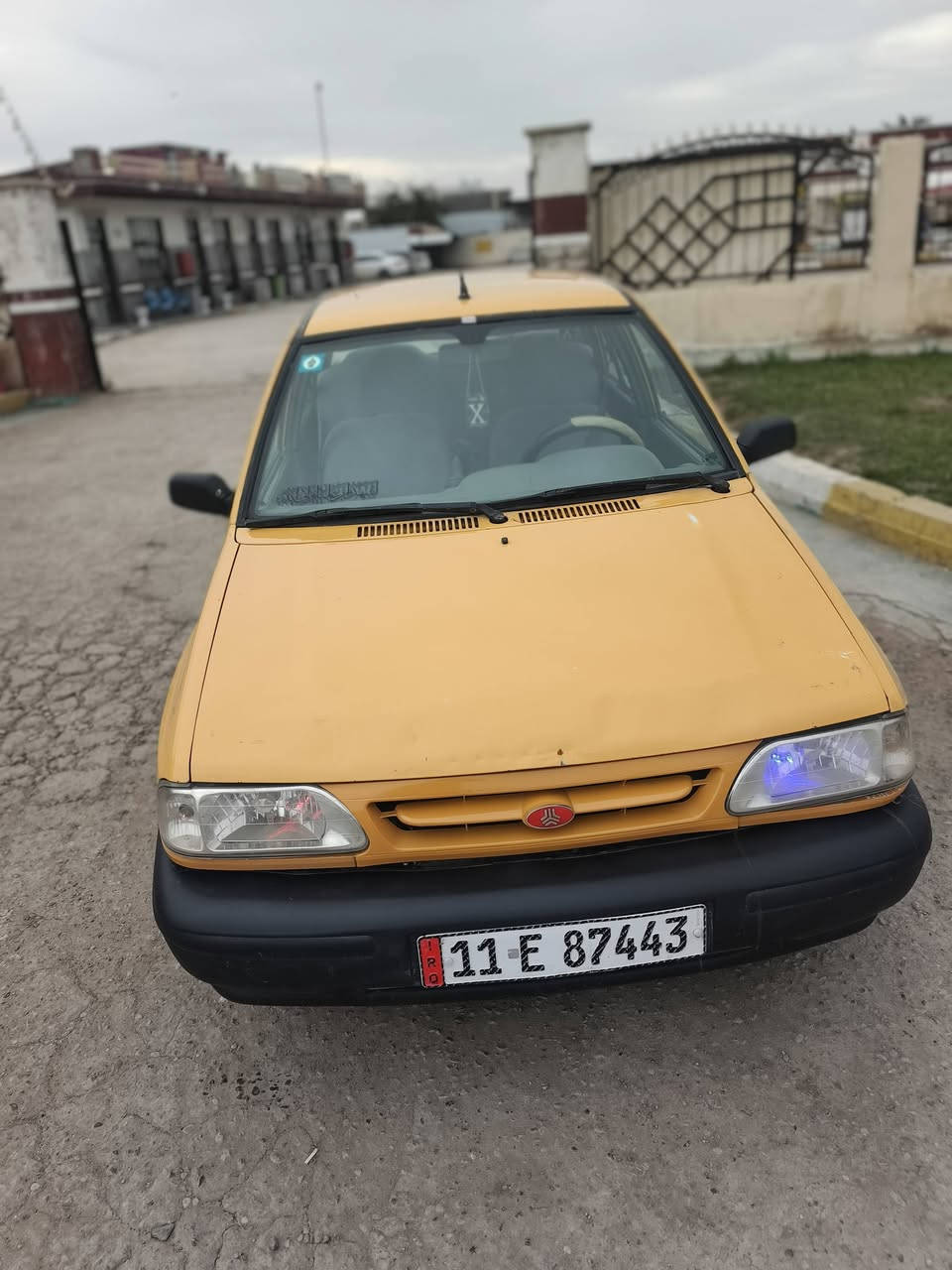 سلام عليكم سايبه موديل 13 مكينه خير من الله شواصي كلش نضاف  رقم نكليزي السياره بسمي تحويل ثاني يوم السعر 32وبيه مجال حك الجيه  مكاني بغداد الدوره  رقمي ***********
