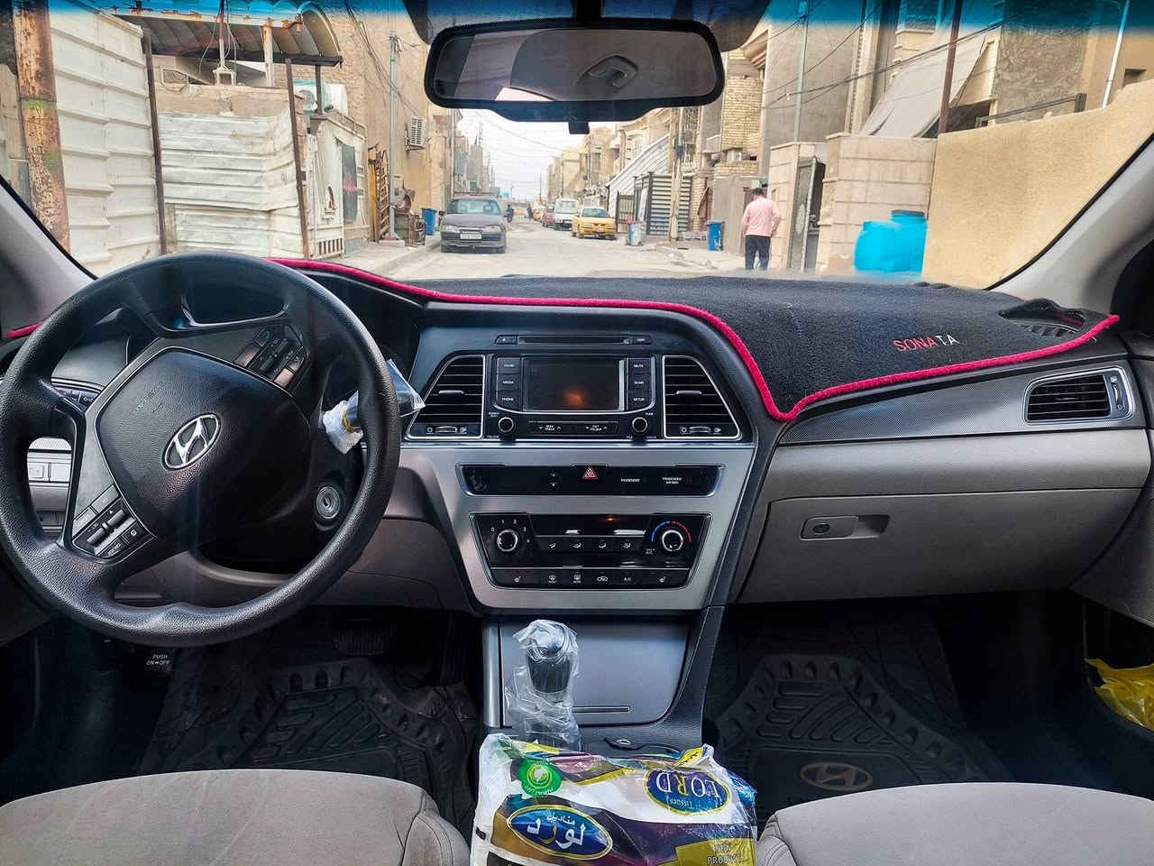 السلام عليكم سوناتا وارد موديل ١٥ لون سلفر بغداد ماشيه ٨٥ كشن كهرباء كشن تدفئه كير ومكينه وتبريد وصدر امامي خلفي كله مكفول. سبورت دبل كزوز تحكم اربع جهات كروز مثبت سرعه.
بيها رصعه خفييييفه كلش بالقماره حتى متبين 
فاتح قبق ولفات مبدل واشر فقط ابسبس نضوح.
بيها بنيد مبدل وجاملغ مبدل اصلي. وصور السونار موضحه باالمنشور.
السعر 105 قفللللل وماكو هيج سعر سياره ناعمه وسحبها كوولش حلو لادفناز ولا تنقيص.
مكان السياره بغداد تحويل ثاني يوم
***********
