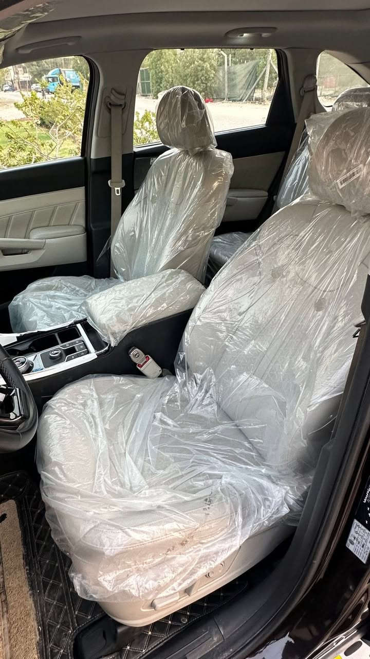 سلام عليكم للبيع
كيا سورنتو 2023 خليجي وكاله nim
لون جوزي مميز
فول مواصفات واحد على واحد للاخير
السياره تو ويل
رقم اربيل بسمي
مكفوله من الضرر والصبغ
السونار موجود بل صور
مكاني بغداد
السعر 278 ورقه
***********
