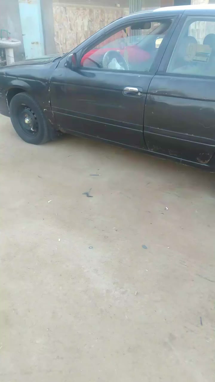 السلام عليكم سياره نيسان سني موديل الفين رقم مثنى الماني مكانها سماوه سياره كير ومحرك باكيت  السياره مال جناي حلوه ونضيفه سعرها 32 وبيهه مجال المداور باي وقت  هذا رقمي  ***********
