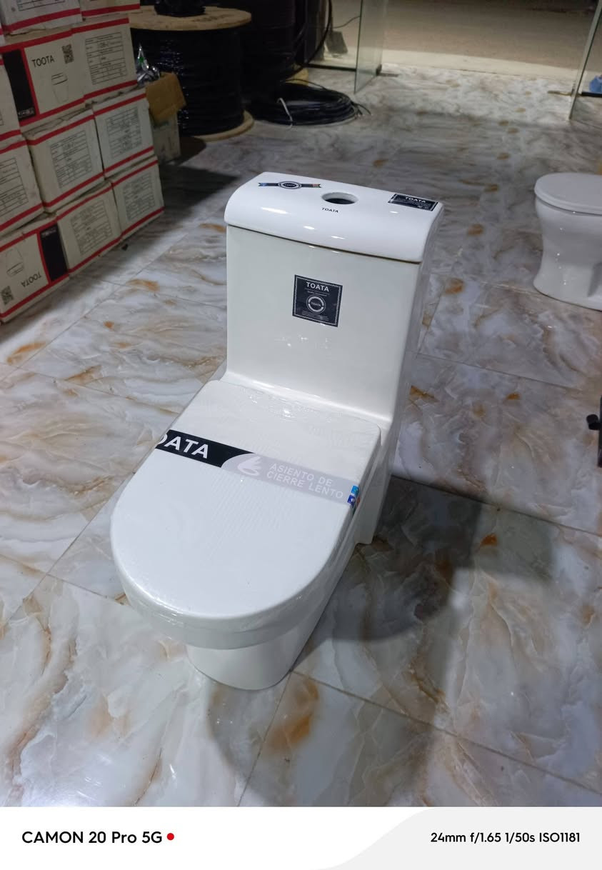 السلام عليكم،،،،،زبائننا الكرام 
عرض راس السنه غربي توته ارضي الاصلي 
الصيني وليس ايراني
85,000 بدل 100,000 
متوفر بكميه كبيره 
زورونا تجدون كل ما يسركم 
العنوان  الديوم شارع 30 قرب شارع 60 
للاستفسار 
***********
***********
