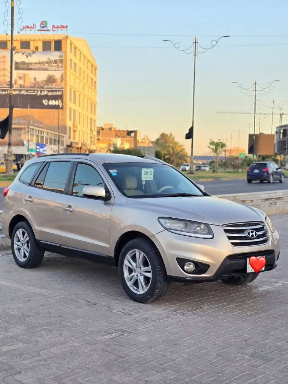 للبيع هيونداي سنتافي — فول مواصفات — رقم بغداد الجديد باسمي ✨🔥
مكينة V6 مامفتوحه 
فتحة سقف
7 راكب
3 قطع تبريد ثلج
كشن جلد
كراسي كهرباء + تدفئة
مكينه وكير وحداديه وتبريد مكفوله 
سيارة نظيفة استخدام شخصي 
مكفوله من الحادثه صبغ مكانات اثرجرد 
السياره 7شكل 2012 عنوانه كربلاء $115
***********
***********
