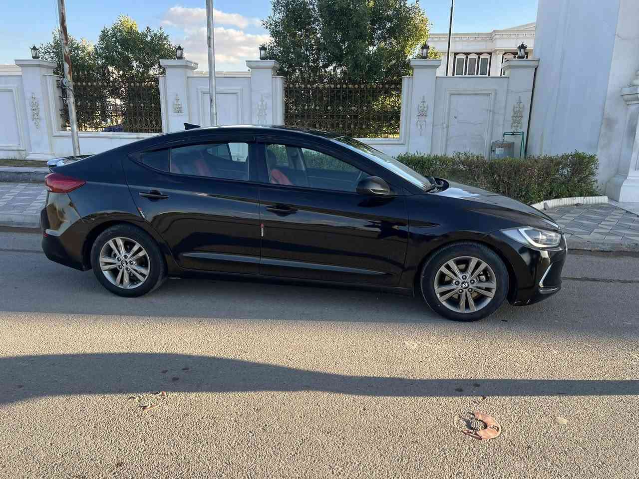 السلام عليكم النترا موديل ٢٠١٨وارد أمريكي حادث فقط بنيد بدون داخل مكينه وكير مكفولات رقم أربيل جديد بسمي مواصفات تحكم استيرن كامرا رادار جانبي دوشمه جديده العنوان بغداد حي الفرات قرب شارع المطار السعر ١١٨ رقم الهاتف ***********
