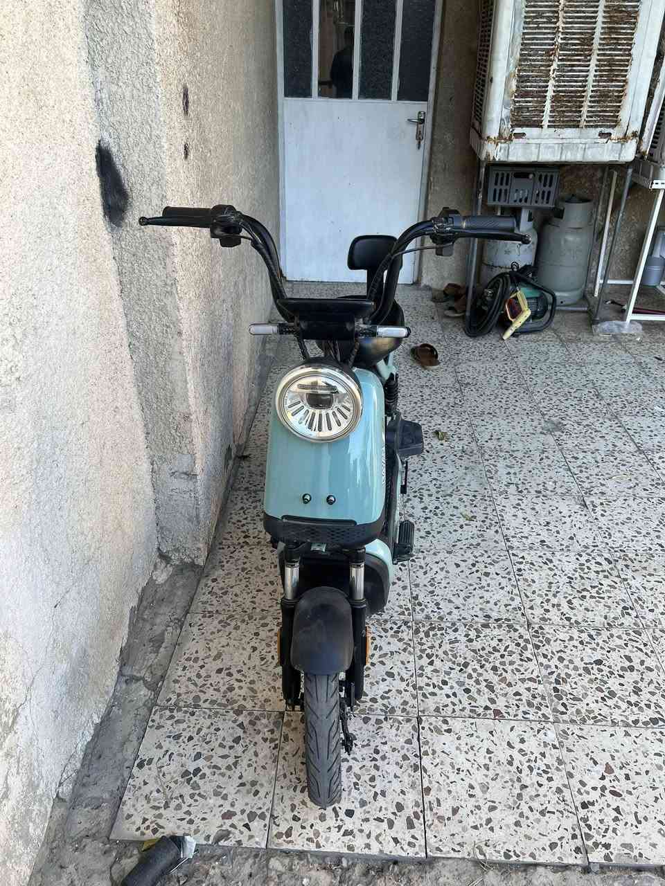 دراجة شحن حجم 14دراجة نظيفة كلشي مابيها أي شي لاستفسار *********** *********** السعر 300وبيهة مجال
