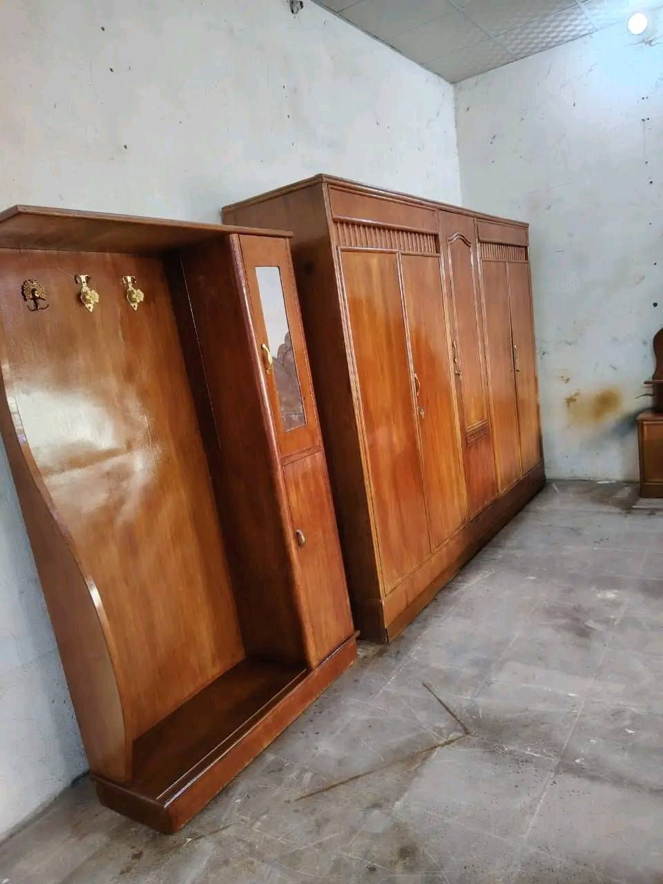 غرفة تسكام
السعر 450وبيه مجال العنوان حلة


**إذا كنت صاحب هذا الإعلان وتريد حذفه لأي سبب، رجاءا أرسل رسالة إلى الدعم الفني**