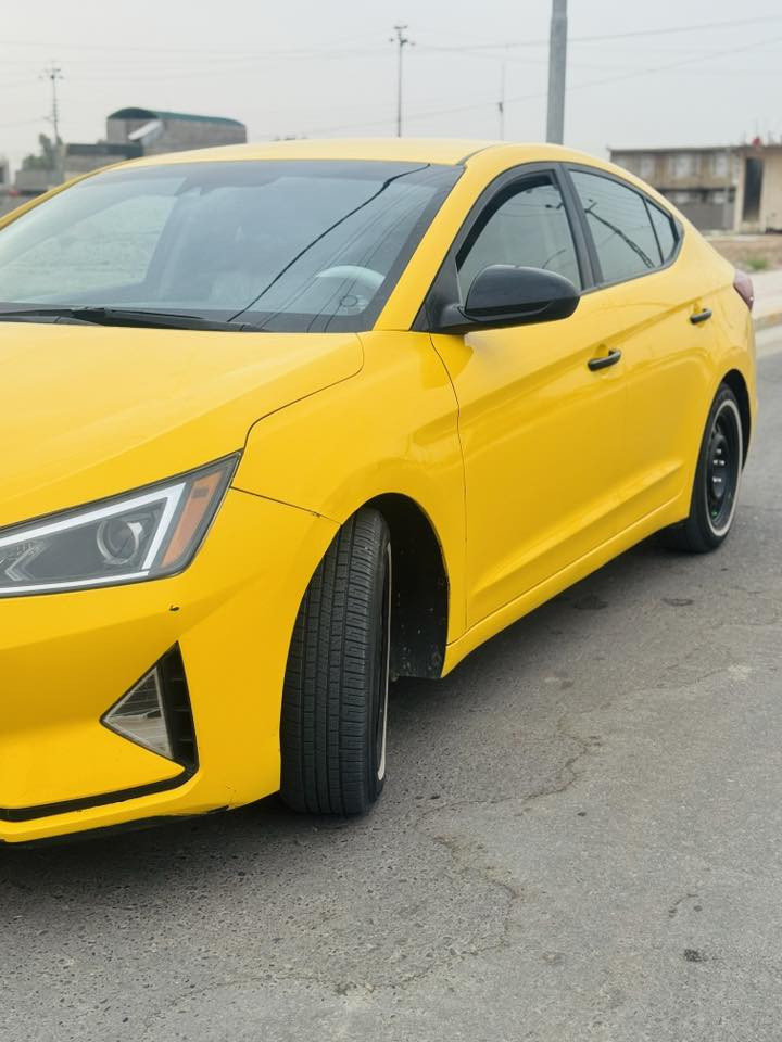 سلام عليكم النتره 2019امريكي حادث خشم البنيد وجاملغ جهة السائق بدون داخل تحكم ستيرن 
رادار نقطه عمياء 3وضعيات قياده مكينه كير حداديه تخم تايه كله مكفول سعر 135رقم *********** مكاني كربلاء
