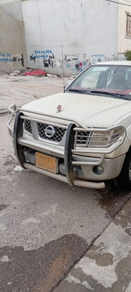 لبیع درع نیسان ناڤارە ***********
