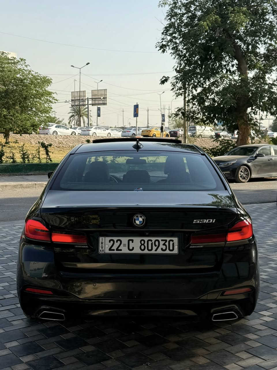 Bmw 530 i 2022 Luxury
رقم اربيل 
بدون ايرباك بدون دواخل بجم كبس
ماشية63 الف ميل 
حادثهة خفيف جاملغ امامي ايمن مبدل نفس اللون ‎وبلعراق صار بيها صبغ بالجاملغ الايمن و باب الصدر
‏‎دوسات ودعاميات m pro
شباك امامي led
جديدة سيارة بدون اي نقص صفر مسج  وصدر جديد
كير مكينة مكفولة 
وغرفة السيارة جديدة جدا 
مواصفات:-
داتا شوووو
سلايد روف 
تحكم ايماءات
مري شفط 
لايتات led متحرك 
كشنات جلد و تدفئة 
حساسات 360 درجة 
رادار امامي و جانبي 
قيادة ذاتية 
سماعات harmn kardn
و بيها هواية موصفات  هيه لاكچري فول موصفات 
السيارة جاهزة و مابيها اي نقص 
السعر 305$
مكاني بغداد حي الجامعة 
***********
