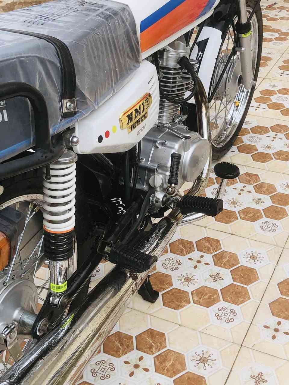 سلام عليكم 
نامه شلامجه 23كفاله عامه متطابق رقم شاصي ويه محرك 
اوراق اصولي 7كبل بوجهك للترقيم مكانه حله ابي غرق ***********اتصل او بيك خير ودلل
