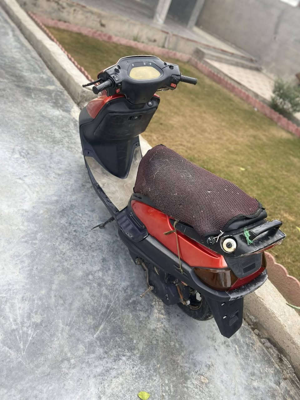 سلام عليكم دراجة فراشة للبيع مكفولة سعر 350 بيهة مجال بدون أوراق مكاتبه مراسلة الصفحة أو اتصال رقم ***********
