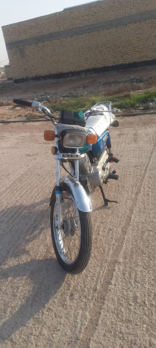سلام عليكم  دراجه البيع نامه  موديل 21وراق اصولي محرك مفتوح دراجه كرهبيات شقاله ودراجه نضيفه شوفت عينك   سعرها 800 وبها مجال قليل  ***********
