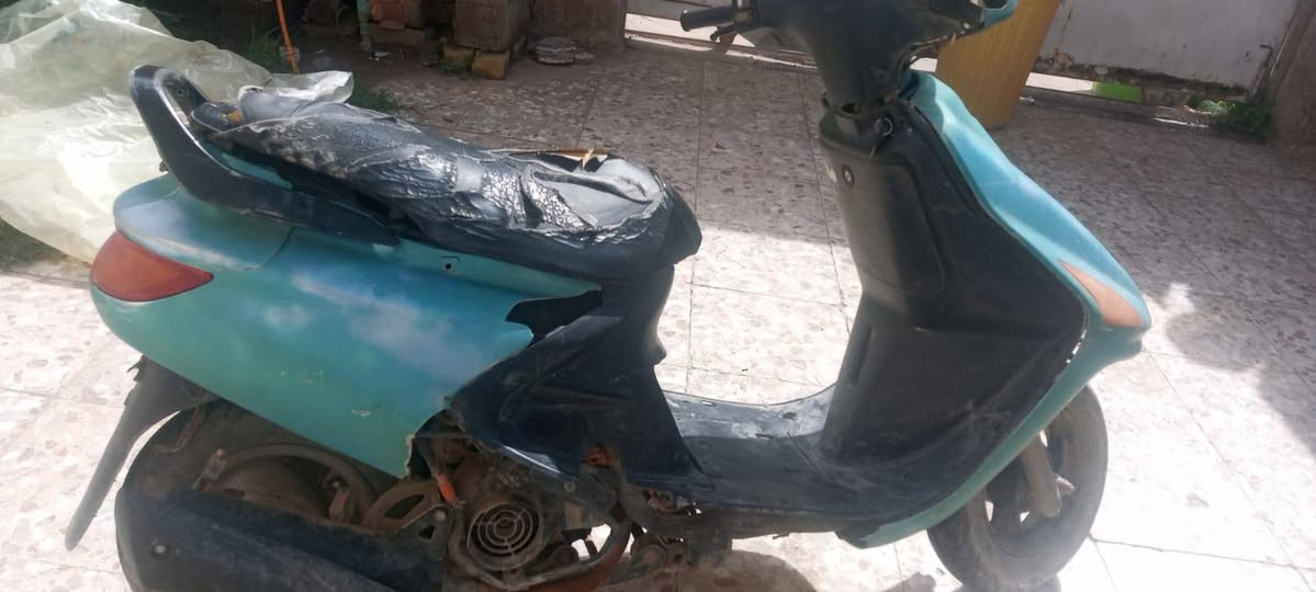 السلام عليكم هاي الدراجه للبيع شغاله كلشي مابيها عوزها بس صجم للسلف تشتغل هندر دراجه خير من الله ب ١٥٠ وبيها مجال ***********
