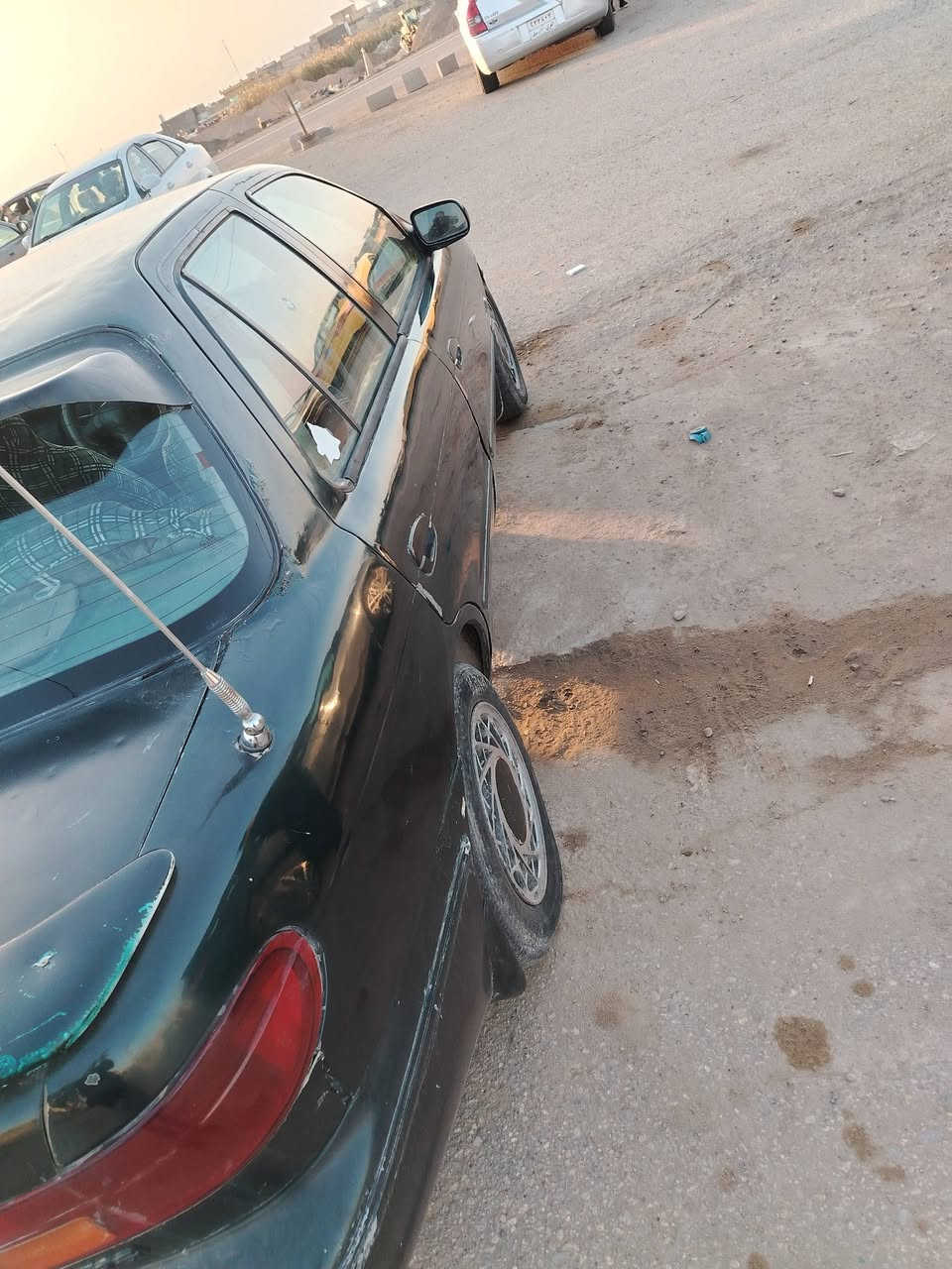 سلام عليكم سيفيه موديل ١٩٩٤ رقم بابل تحويل ثاني يوم السياره جاهزه مجفته قبل سبوع كير عادي سعره ٢٥ وقابل للمراوس مامتواجد عليفيس عنوانه كوت مركز المدينه ***********
