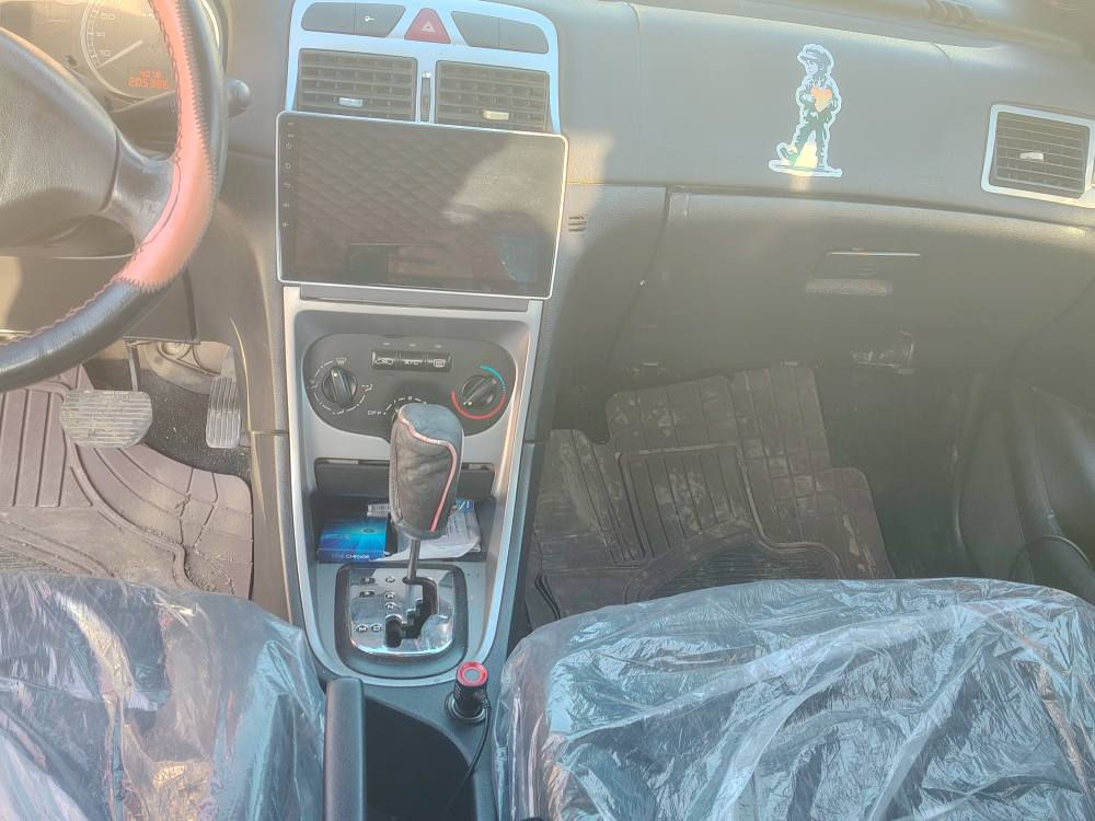 بيجو فرنسي 307
موديل ٢٠٠٥
رقم كركوك مشروع وطني
بطاقه بانزين بيها
كير محرك تبريد تدفئه بالشرط
صدر تايرات سياره جاهزه
ماتحتاج ربع مصرف
*********** 
سياره صاير بيها جلح وراشينها صبغ بدون اي حادث بدون قطره معجون
السعر ٥٥ وبي مجال مكان السياره كركوك كركوك, العراق
