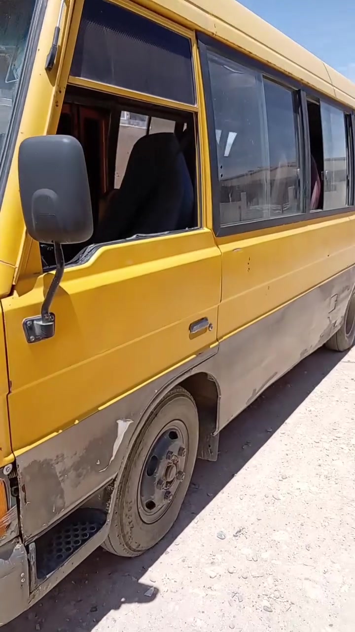 كيا كومبي ٢٠٠١ سنويه ساقطه ٢٠١١.وكاله عامه باسمي اي واحد يريد اسوي وكاله باسمه. مكينه جيدة. مكينه كاز هوندا اربع بستن. يشهدالله عطلاتها قليله جدا جدا. السياره تحتاج تأيرات أو تغليف فقد. سعرها ٧٥ أو مجال. الاتصال ***********٠ رقم بي واتساب
