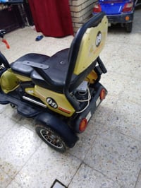 دراجه شحن ثنينهن ب600الف شغالات مستعجل على بيعتهن الاتصال 07722610765 ...