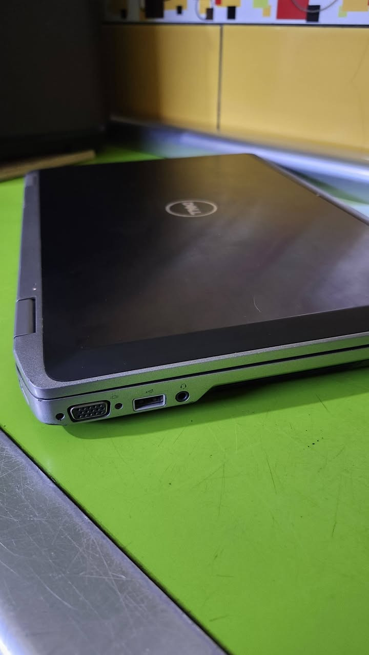 لابتوب Dell Latitude E6520 💻
شاشة 15.6 فريم المنيوم نسخة رجال الاعمال
رامات 8G هارد 500G 
المعالج: Core I7 فئة M 
كرت الشاشة: داخلي + خارجي نوع انفيديا 
ملحقات: شاحنة + جنطة 
السعر: 140 الف فقط 💸
العنوان: بغداد الحرية متوفر توصيل 🚚 
واتساب: *********** ☎️ 
رابط تواصل: https://wa.me/9647733601242
