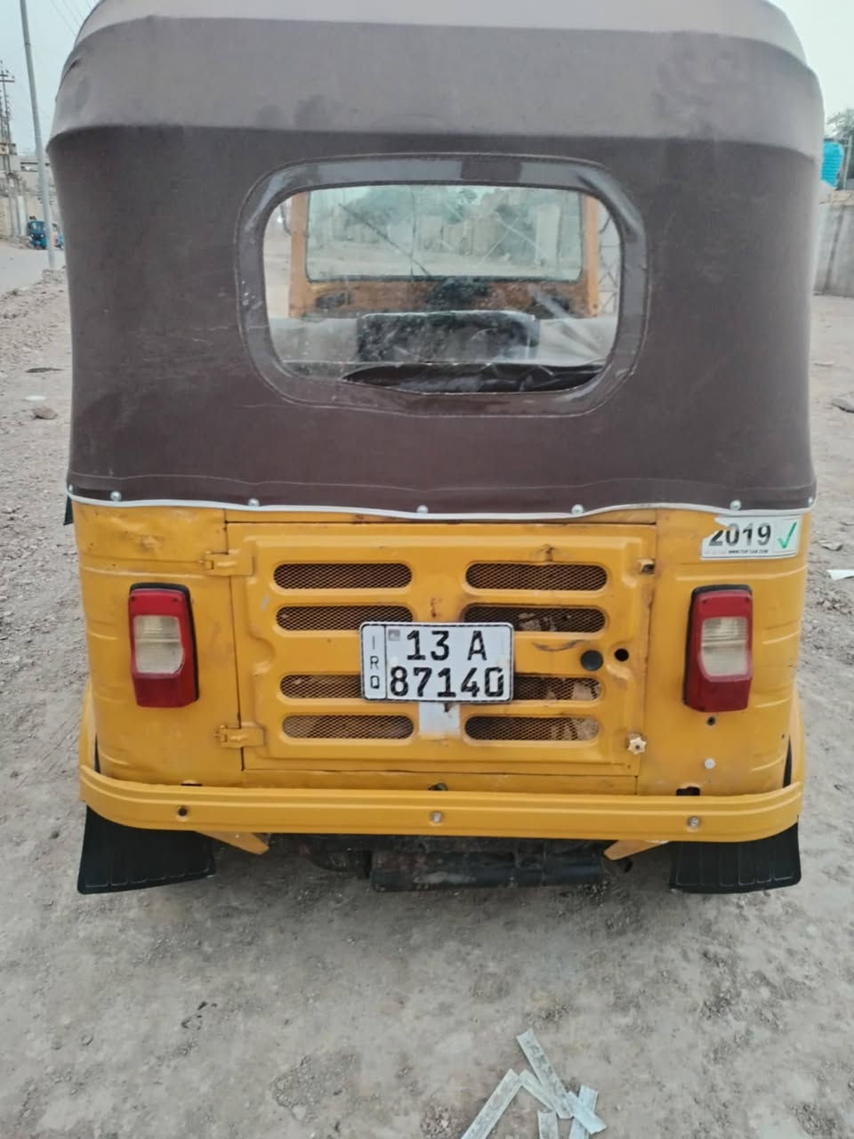 السلام عليكم تكتك 2020 للبيع شهر ال2 كشرة شوف العين مكينة ناعمة السعر 5200 وبيها مجال ***********
