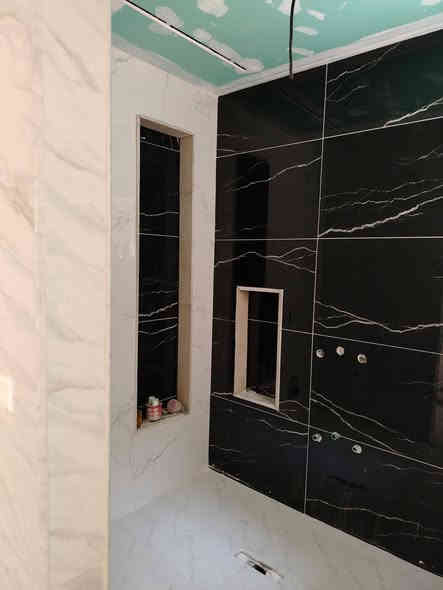 السلام عليكم خلفه تطبيك سيراميك وبورسلين مرمر دروجه جدار وارضي عمل درجة اولى متفرغ المكان بغداد صليخ ***********
