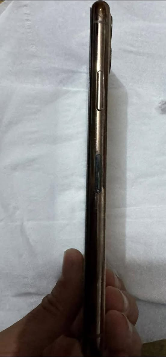 السلام عليكم لبيع ايفون ١١ برو ماكس مبدل شاشة ام ثلث خيارات اصلية وشاصي بطارية ٧٩ وذاكرة ٢٥٦ السعر ٢٥٠ وبيه مجال قليل لاستفسار خاص


**إذا كنت صاحب هذا الإعلان وتريد حذفه لأي سبب، رجاءا أرسل رسالة إلى الدعم الفني**