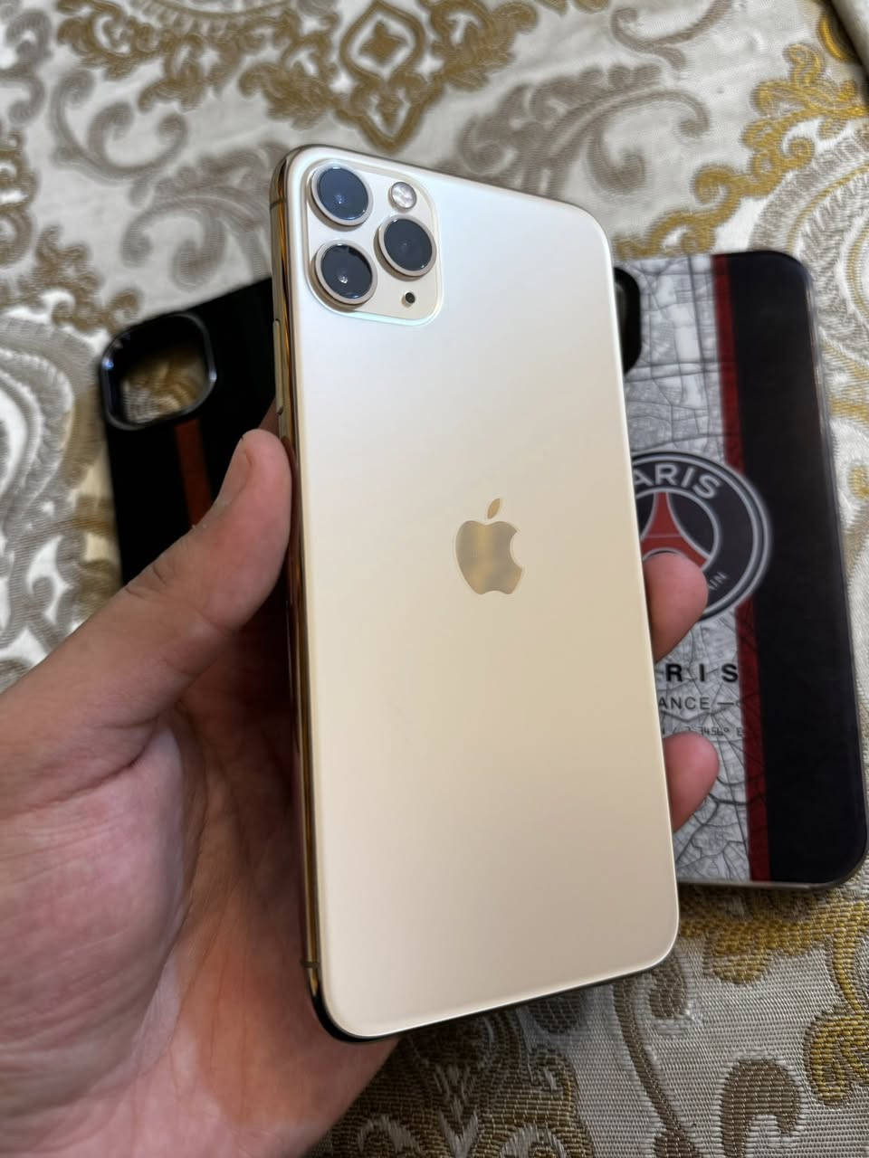 11 برو ماكس ..شرق اوسط
جهاز جديد كلش شخط مابي كفالة ع وضع البلاد شرط وتر بروف ما مفتوح نهائياً 

نموذج M..  ذاكرة 256

بطارية 74% بلاديه متصرف نهائياً 

مكانب نجف حي السلام 

السعر 320 وبي مجال 

***********
