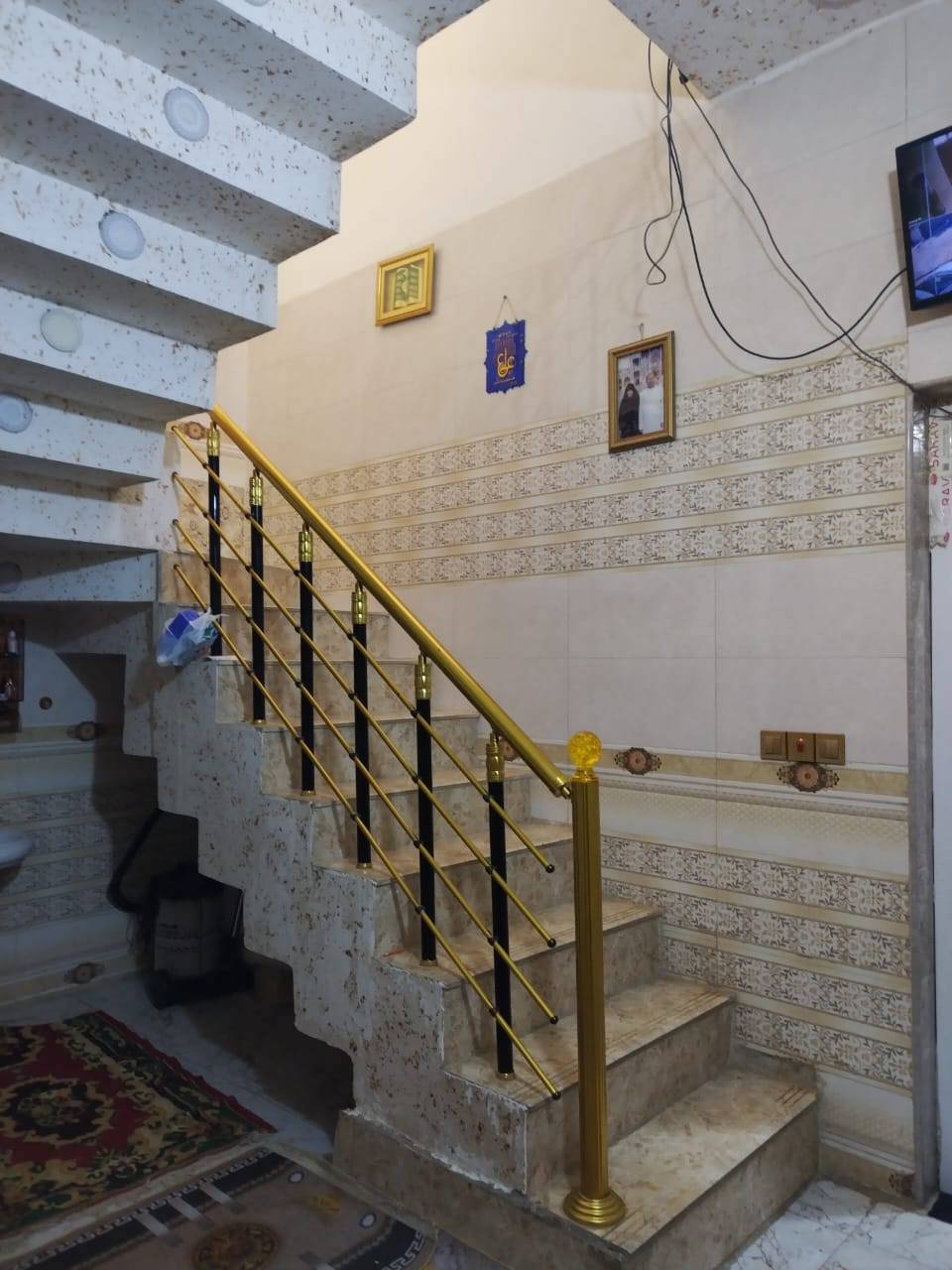 السلام عليكم بيت مساحه ١٠٠/ متر طابو صرف بناء طابوق ربط +سقف صب مع نزال سيراميك هندي شبابيك بلاستك خدمات كامله قريب على مدرسه. كربلاء حي نضال بسمي مامطلوب السعر ١٠٠ مليون اتصال عل رقم ***********
