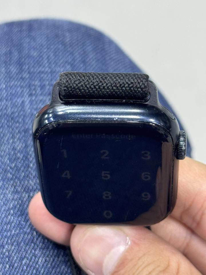 Apple Watch S9
سيريس ٩ 

سعر ٢٧٥٠٠٠ الف

باتري ٩٥٪؜

بي شخط قليل ب شاشه

بس ويا واير شحن بلادي وكالة

مكان اربيل 

ماكو توصيل بس اربيل

***********
