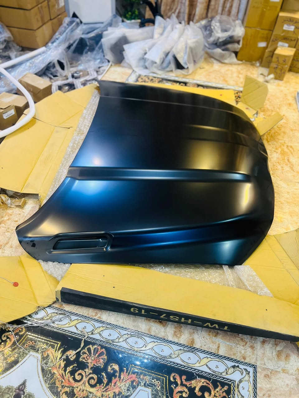 محل تيسير يوكن
*********** 
العنوان بغداد سنك مقابل كراج ابو طوابق 

قطع غيار السيارات الأمريكي 

متوفر توصيل جميع مناطق والمحافظات 
***********
