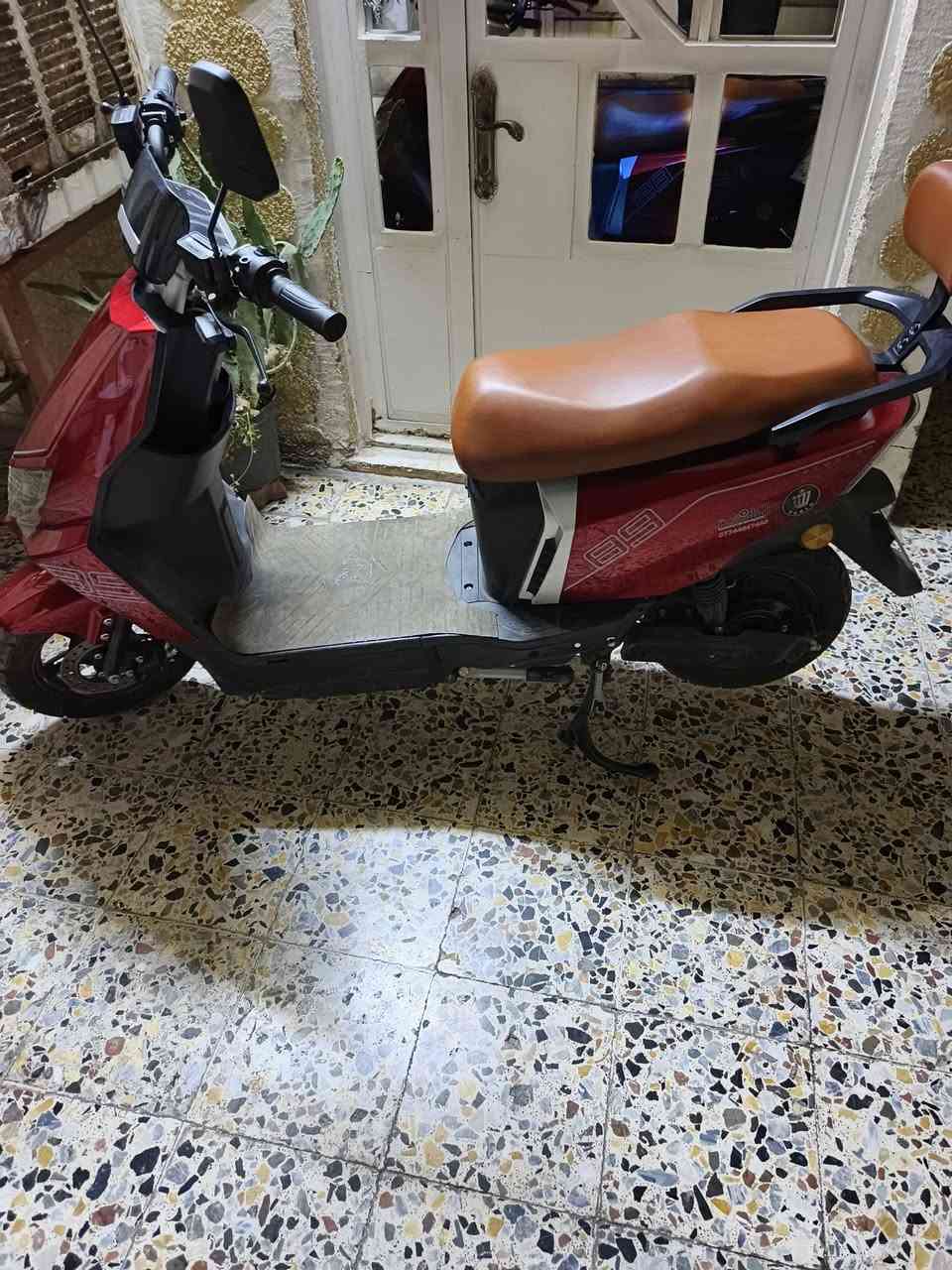 السلام عليكم دراجة شحن الملكة الدراجة جديدة ما صارلي أقل من شهرين من أخذته نظيفة ما بيهة اي نقص عدد البطاريات 6 للاستفسار خاص السعر 900 وبيهة مجال


**إذا كنت صاحب هذا الإعلان وتريد حذفه لأي سبب، رجاءا أرسل رسالة إلى الدعم الفني**