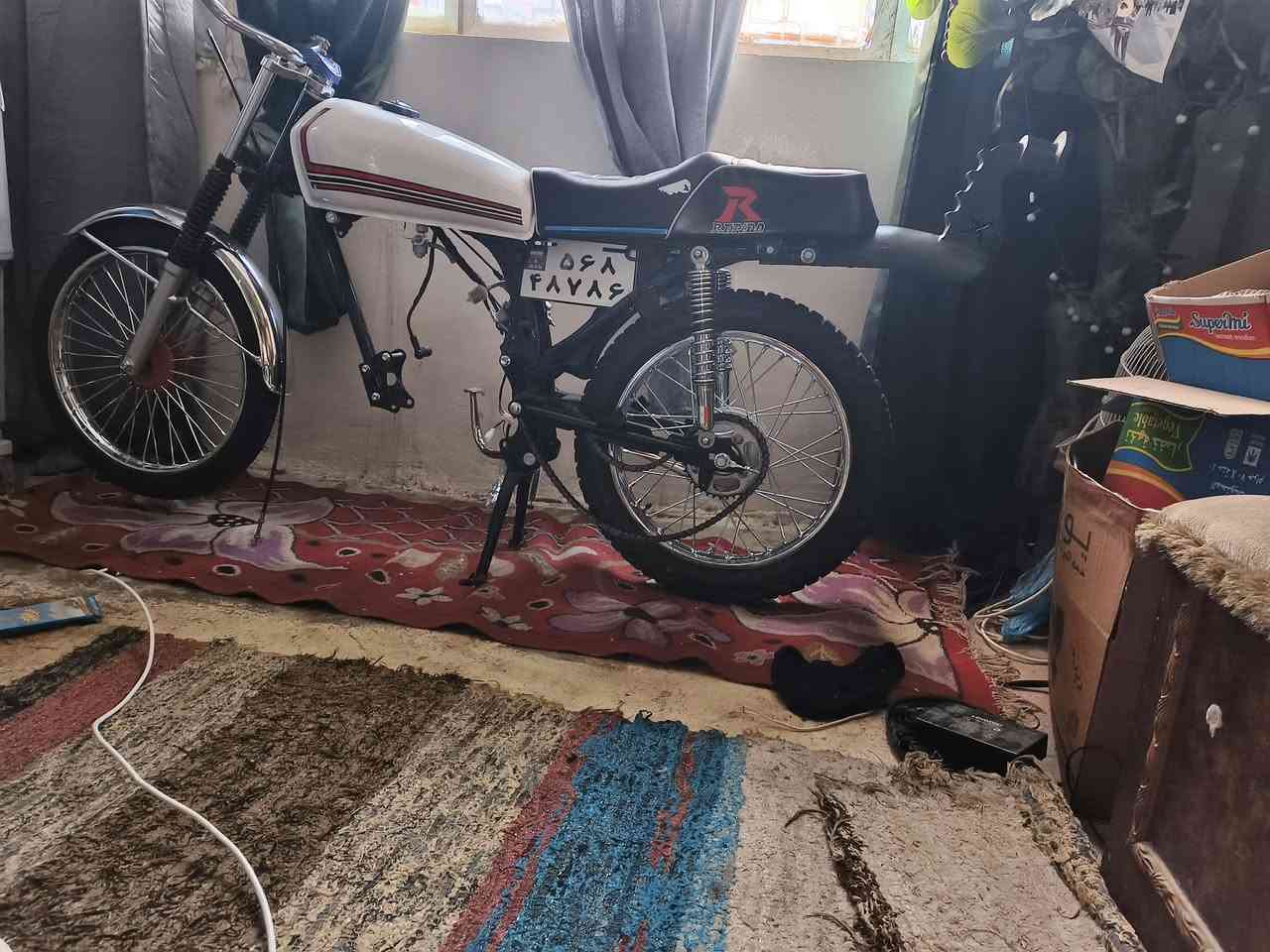 السلام عليكم دراجه اربعه قير نامه للبيع تعميره كامله بس عوزها محرك السعر 400 الغاز كله اصليه الدراجه ما طالعه


**إذا كنت صاحب هذا الإعلان وتريد حذفه لأي سبب، رجاءا أرسل رسالة إلى الدعم الفني**