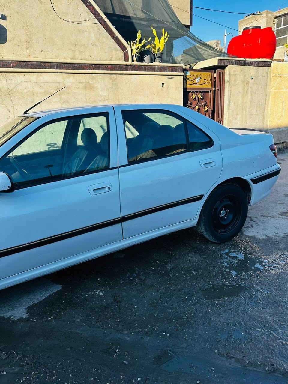 سلام عليكم بيجو 406
مكينه خير من الله صدر جديد تدفئه تبريد 
تخم تاير. نوزلات بلكلت عبوه كامله سياره دامه جديده
سياره بيهه بس البنيد طاير ومبل. وبيهه شبر بل باب السايق
ساره معوضه 45وبهه مجال
العنوان بغداد الشعله وتساب او تصال ***********
