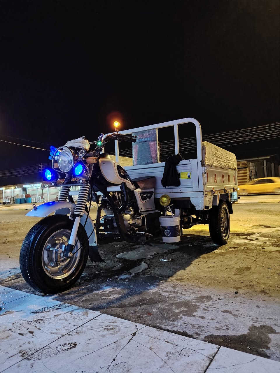 سلام عليكم ستوته للبيع  رقم سنويه مديل 22 مكينه وكير 26 السعر خاص المكان سوق الشيوخ رقم الهاتف ***********
