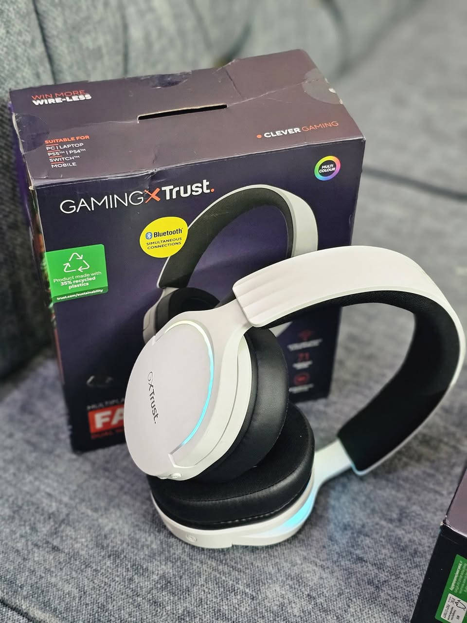 كومبو رهيب ب ١٥٠ كلهن القطع جديدة


**إذا كنت صاحب هذا الإعلان وتريد حذفه لأي سبب، رجاءا أرسل رسالة إلى الدعم الفني**