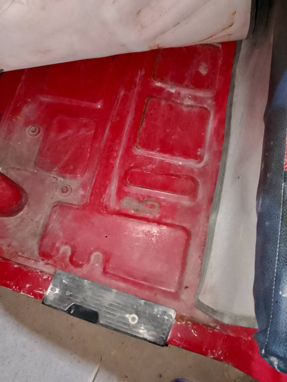 سلام عليكم تكتك 17داخله 18تكتك خير من لله مكينه 20صالي شهر من شده تكتك حلوه اوراق ٤ وبيه مجال تعال وتدلل حطك على رأس رقم *********** مكان بغداد مدينه صدر
