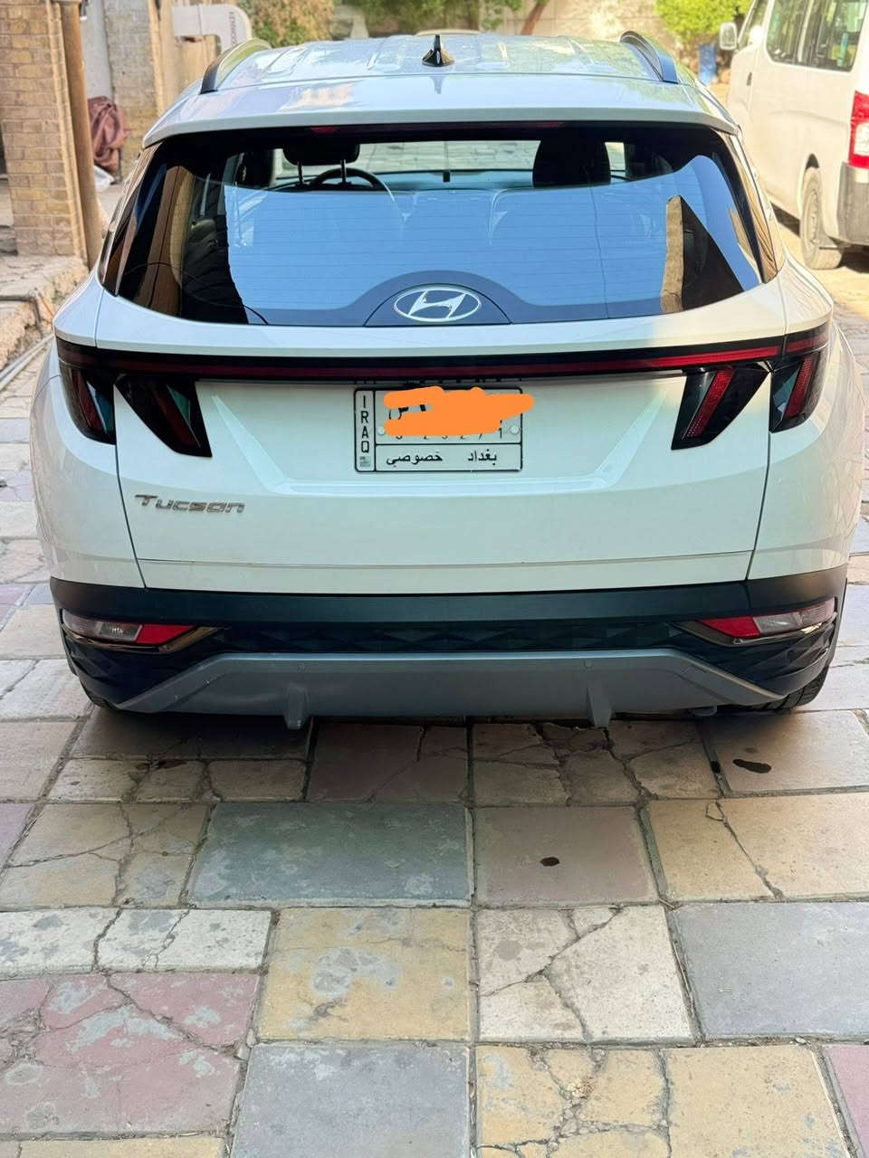 السلام عليكم مكلف بالنشر
توكسان خليجي موديل 2023 اللون أبيض رقم بغداد بأسمي السعر 220 ورقه وبيها مجال قليل 
استفسار ***********
