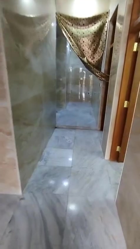 شقه حديثه لايجار غرفتين وخدمات وبلكونه جاهزه طابق اول ايجار٥٠٠  اتصال***********وات ساب***********
