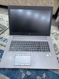 Hp zbook g5 17inch Ram:16gb CPU: i5 8400H (8 cpus) Vga : Nvidia Quadro...