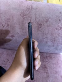 آيفون XS • ٦٤ • نجف