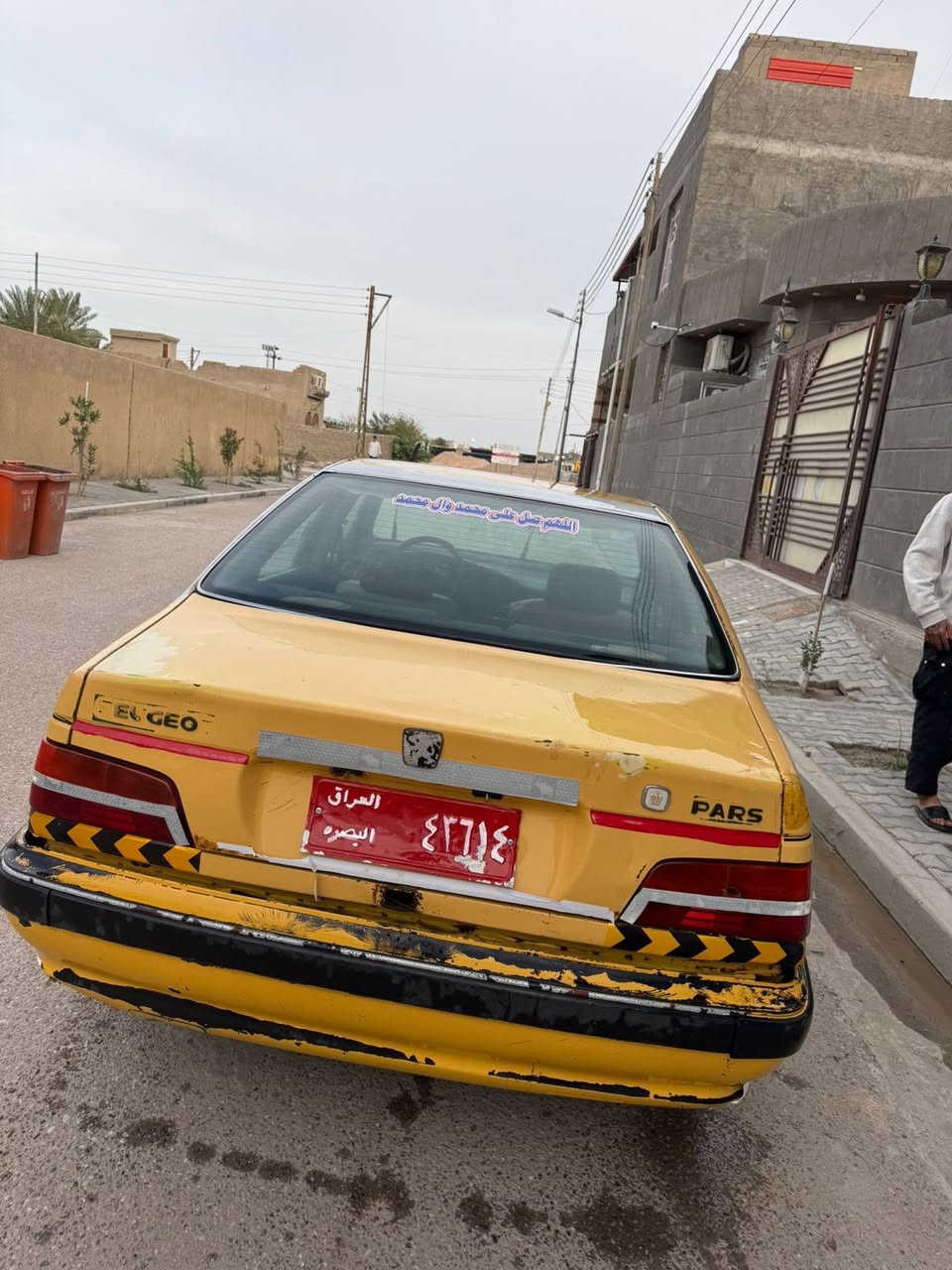 سلام عليكم بيجو بارص 2011 مكينه كير مكفولات رقم صدامي راعيه يريد تحويل  الشكل مثل ماواضح بل صور السعر 13 او بيه مجال عنواني البصره قضاء المدينه 
رقمي ***********
