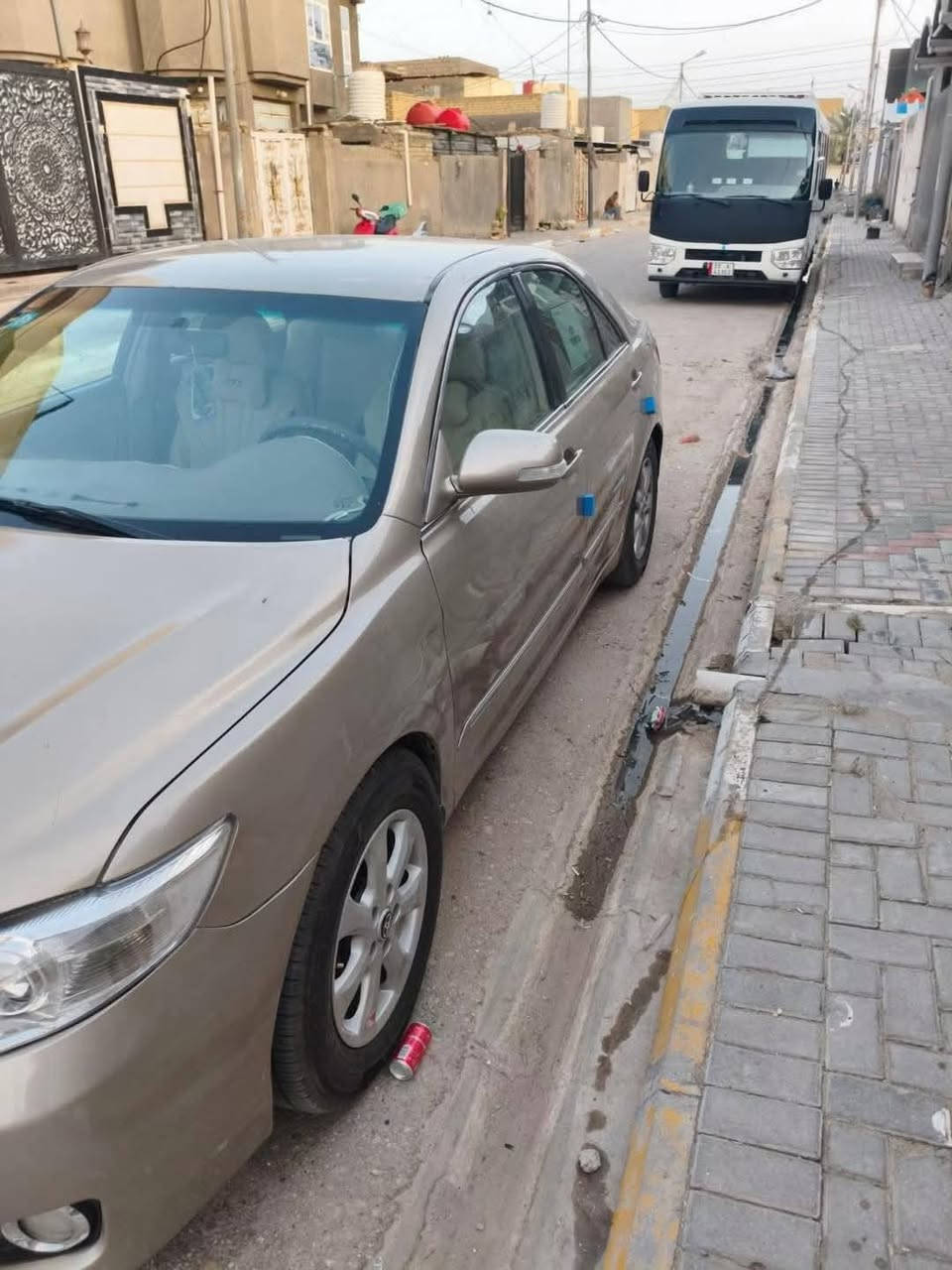 تويوتا كامري موديل2007  محرك2400  سيارة جاهزة ماناقصه اي شي حدادية جديدة السعر 110 وبيه مجال للشراي مكان بغداد للاتصال على رقم صاحب السيارة ***********
