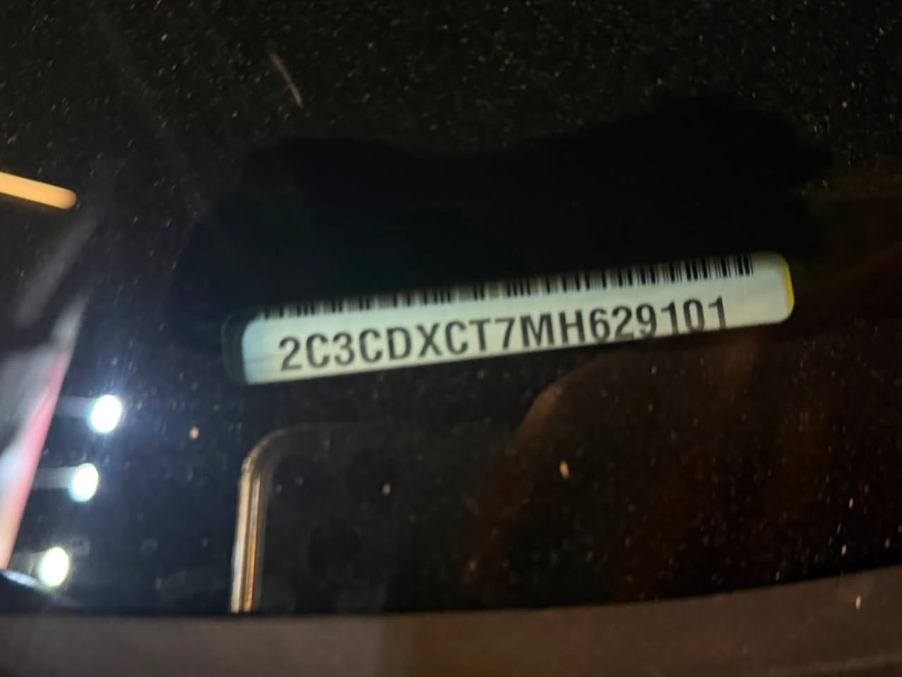 جارجر ٢٠٢١ تو كلر
ماشيه ٤٠ ميل 5700 R/T  V8

سياره جديده بحاله الوكاله مغلفه ppf 

لونين بلادي بالسنويه 

مكاني سيديه 

غير متواجد ع فيس  

‭***********‬
