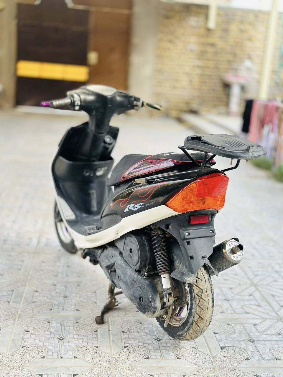 ماكس عدله كفاله عامه مكينه قبل شهرين شادهه مامفتوحه
كهربائيات كلهه شغالهه 
دراجه كارتون
بيع او مراوس بنامهه كامله؟؟
مكاني شطره
***********
