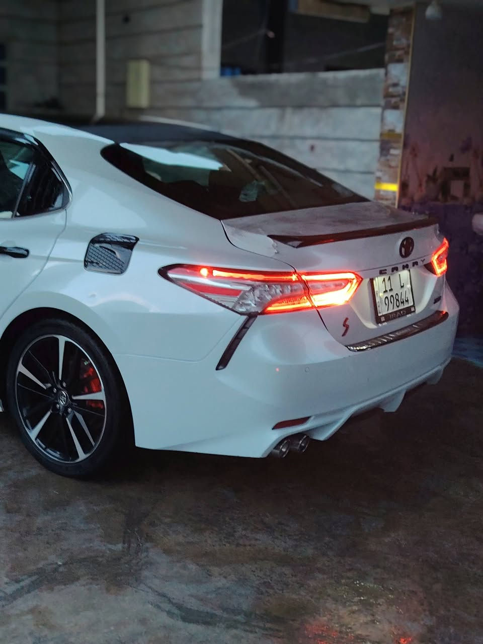 سلام عليكم
كامري 2019
فئهxse فول مواصفات 
وارد كندي سياره كلين داخله 
الضرر/جاملغ امامي صبغ اضر شدوخ
السياره بدون دواخل شرط 
السياره رقم بغداد مميز 
مكلف بل نشر 
رقم صاحب السياره.: ***********
عنوان السياره
السعر اتصل و تدلل
