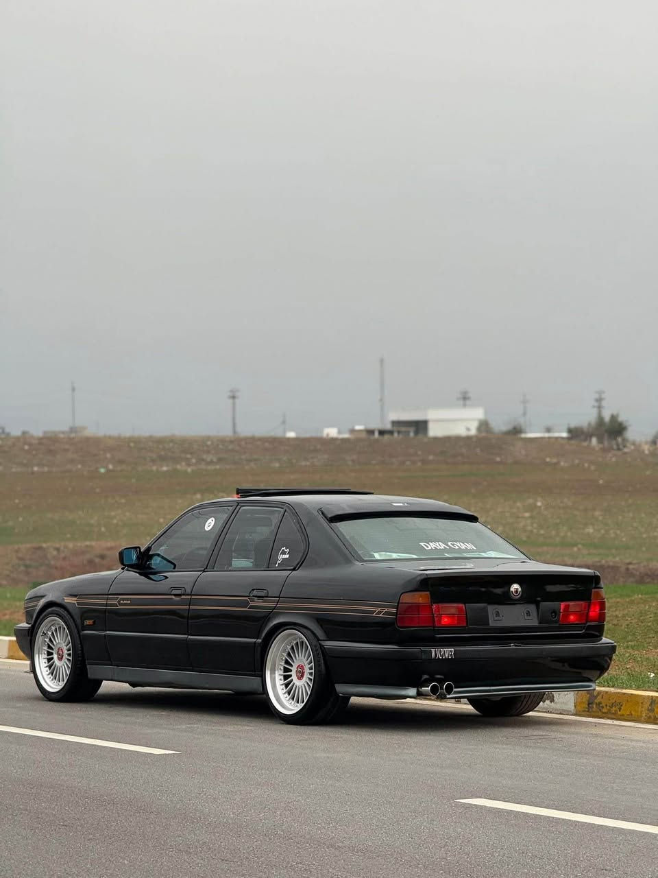ماشاءالله له مالي هه مووتان
BMW.1991.520i گيرعادي
سلايد تاقم به ره ده ر كه كاني كامل جلت كراره دعامي پيش و دواي M لايت ئه لقه چوارتايه ويلي ناو پاكه تم بؤ به ستاوه عه ته ل پان.پيش و دواي كه پس بي ليدان كامل فرن كراوه بو جواني .مه كينه لوك سويسري تازه بوم به ستاوه سيتي عه ينه و كلاج سپورت به شه رتي قوه تي تايبه ت.كاره بايي به شه رت.مالي دوسته علوجه كيشه ي مه ده ني دزياري تا ١٠ سالي تر به رپرسم له ماله كه بيمنه تم هه موو گياني به شه رت بو زانياري زياتر تيل بكه شوين كويه نرخ كوتاي(( ٣٠ ))
***********
*********** كويسينجاك, أربيل
