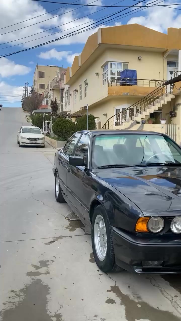 MW 525 1994 بۆفرۆشتن
گێرومەکینەی بەشەرت تەنانەت بوخاری نیە 
بیلاد ئۆتۆماتیک
ئارمی پلاستیکی سلێمانی 
غەرامە ئەوەلیات هەمووی بەشەرت
موس براوە بەشەرت
کامل بۆیاخە بۆجوانی
سەیارەکە ٢٥٠ مەسەرفی تیا نیە 
سەیارەی مەعرەز نیە 
هەر بەرێزێک موشەریبوو لەخزمەتایم بەس تکایە موشتەرینیت سەرم مەئێشێنە

شوێن سلێمانی 
بۆ زانیاری زیاتر نامە بنیرن
نرخ ٥٠ گەڵاو معامەلە ی برایانە


**إذا كنت صاحب هذا الإعلان وتريد حذفه لأي سبب، رجاءا أرسل رسالة إلى الدعم الفني**